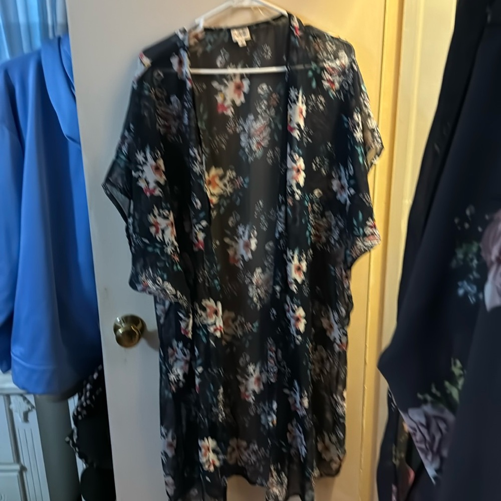 Large navy blue floral kimono